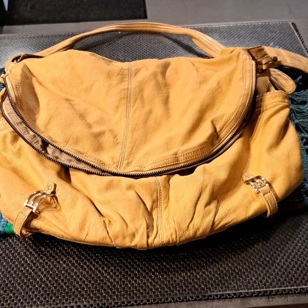 Chic Yellow Fold Over Hobo Bag - Picture 1 of 8